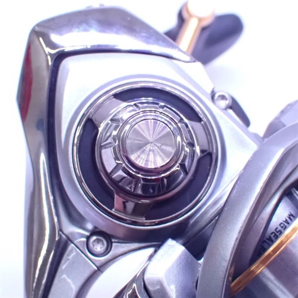 １８フリームスＬＴ４０００ＤーＣＸＨ